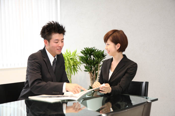 ~社員の「自然な姿」を撮るコツ~