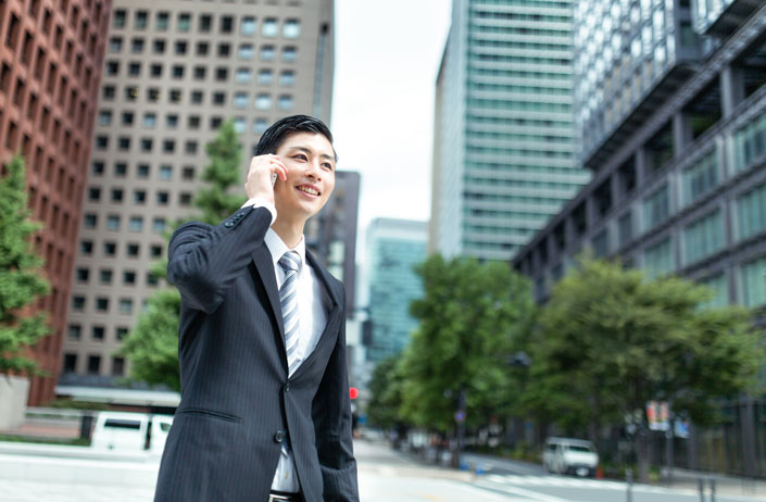 社内報の写真撮影で人物を引き立てて印象的に撮る方法